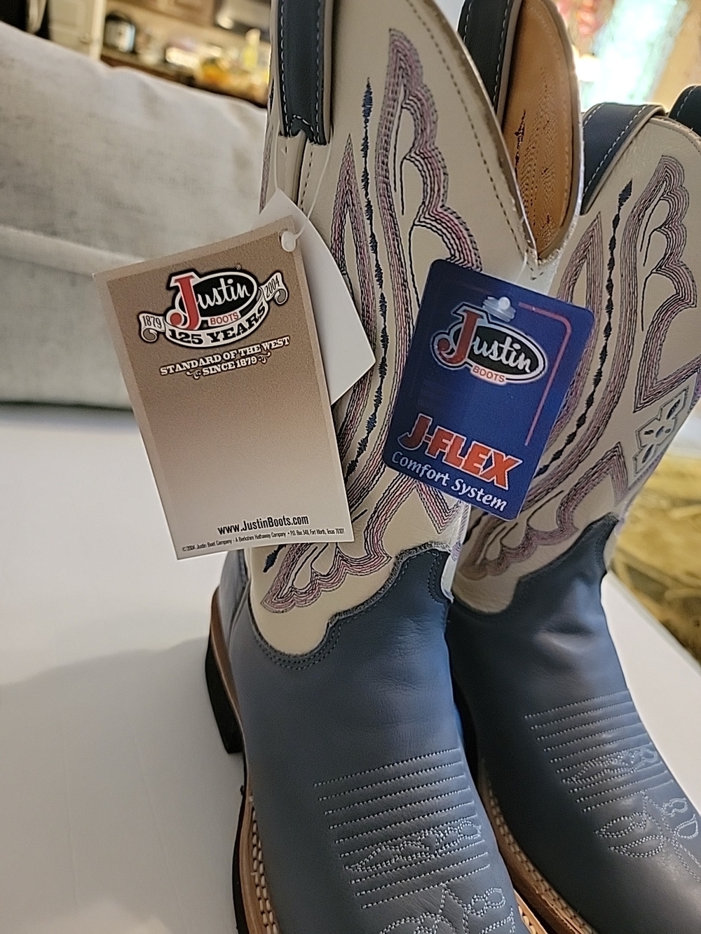 Justin L5026 Women's Cowboy Boots, Size 7.5, Blue and Ivory with Embroidery NWT - Picture 2 of 10
